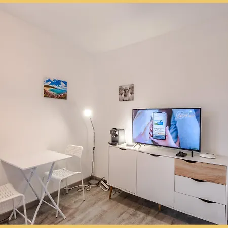 公寓 La Chamarette I I *